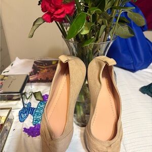 Elegant Tan Women's Shoes